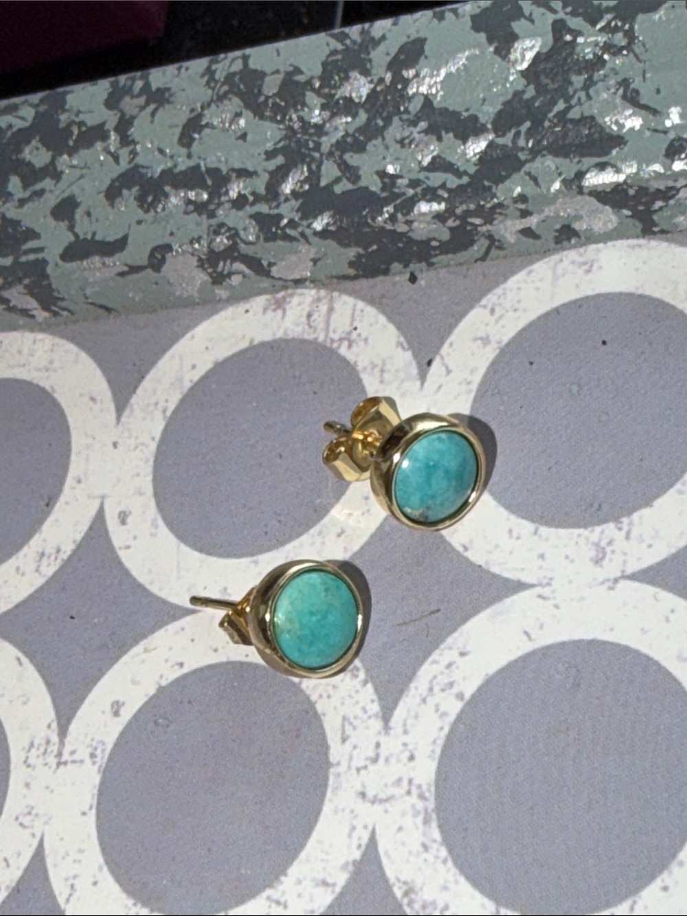 Pierced turquoise studs posts style lovely round color is exquisite gold plated - Picture 3 of 13